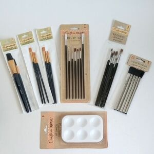 Crafters Squaw Artist Paint Brush 26 Piece Set with Palette